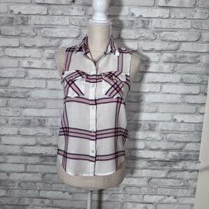 SO Sleeveless Plaid Button-Down Shirt